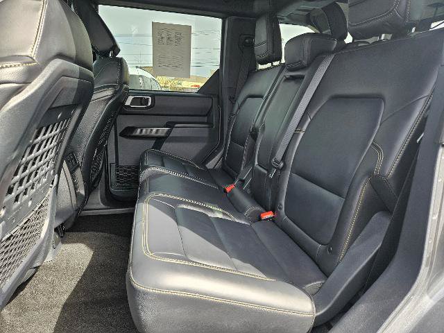 Certified 2025 Ford Bronco Badlands AWD/4WD image 10