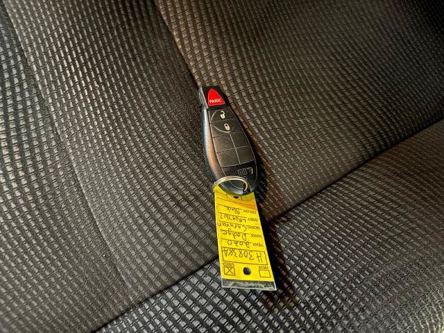 Used 2020 Dodge Grand Caravan SE FWD image 11