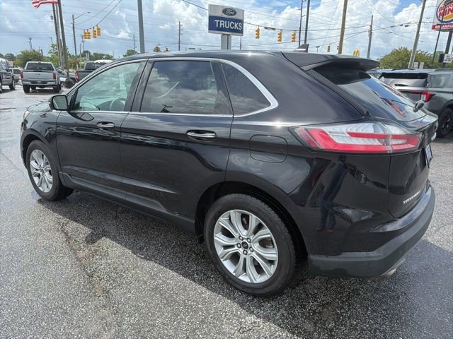 Certified 2023 Ford Edge Titanium AWD/4WD image 5