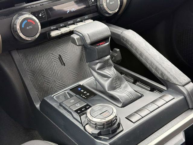 Used 2024 Toyota Tacoma TRD Off-Road AWD/4WD image 16