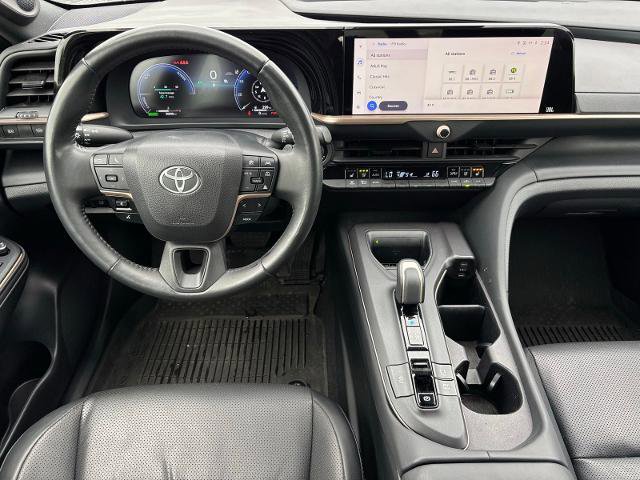 Used 2023 Toyota Crown AWD/4WD image 17