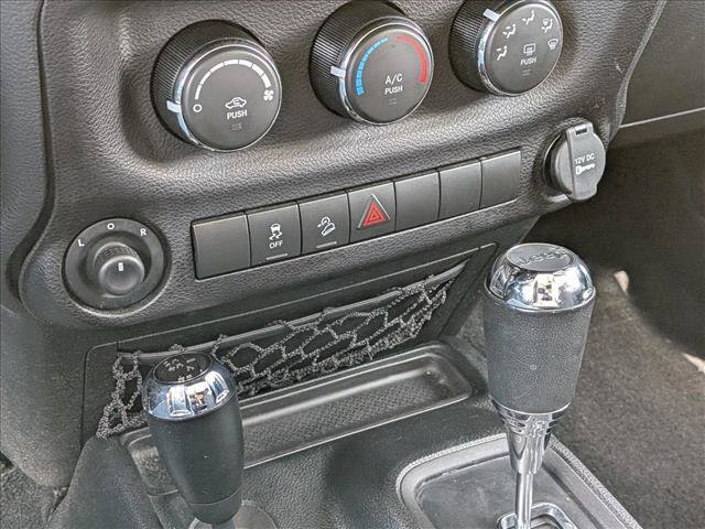 Used 2017 Jeep Wrangler Unlimited Sport w/ Quick Order Package 24S AWD/4WD image 15