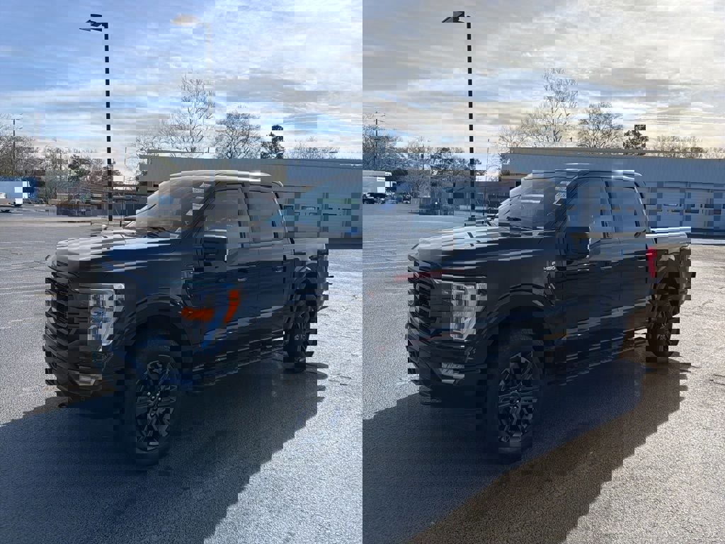 Certified 2023 Ford F150 XLT w/ Equipment Group 302A High image 4