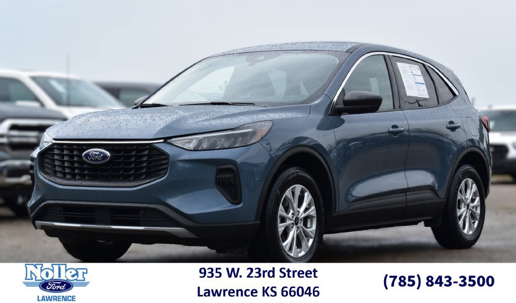 Certified 2023 Ford Escape Active AWD/4WD image 1