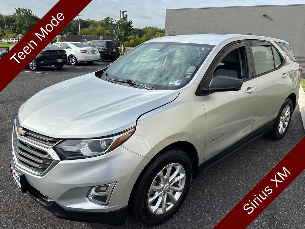 Used 2018 Chevrolet Equinox LS FWD image 4