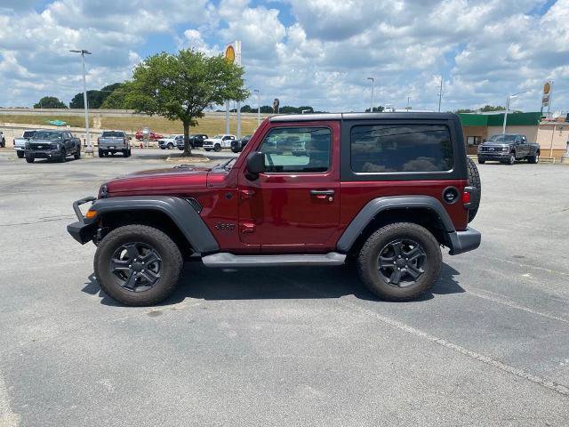 Used 2021 Jeep Wrangler Sport AWD/4WD image 4