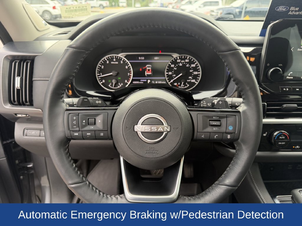 Used 2024 Nissan Pathfinder SL w/ SL Premium Package FWD image 17