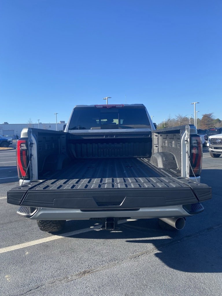 Used 2026 GMC Sierra 2500 AT4 w/ AT4 Premium Plus Package image 8