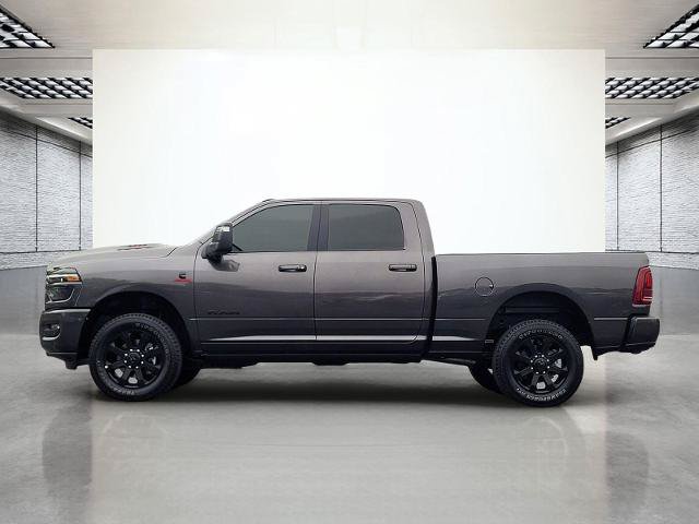 Used 2025 RAM 3500 Laramie AWD/4WD image 9