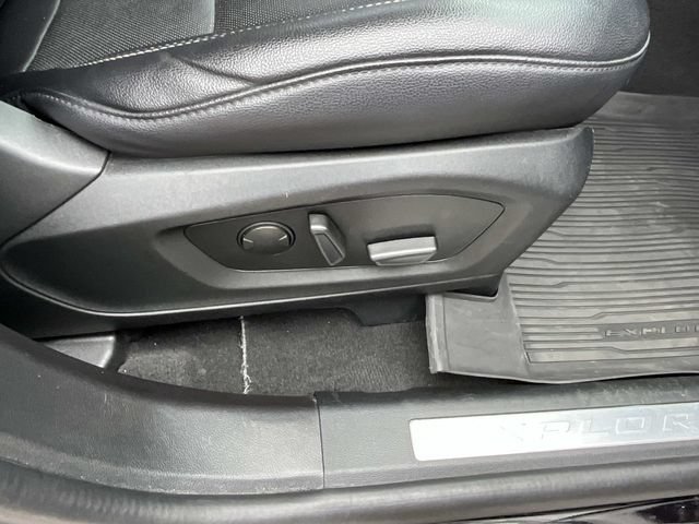 Certified 2023 Ford Explorer Limited w/ Equipment Group 301A RWD image 29