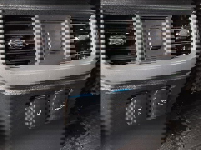 Certified 2024 Ford F150 Lariat w/ FX4 Off-Road Package image 31