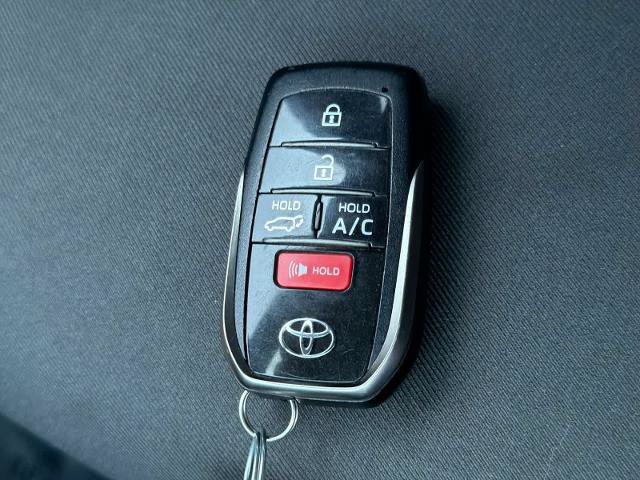 Used 2024 Toyota RAV4 SE w/ Weather & Moonroof Package AWD/4WD image 36