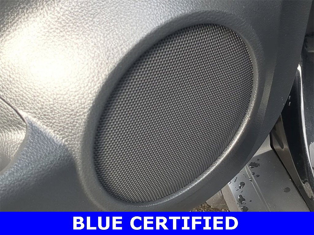 Used 2017 Nissan Rogue S image 11