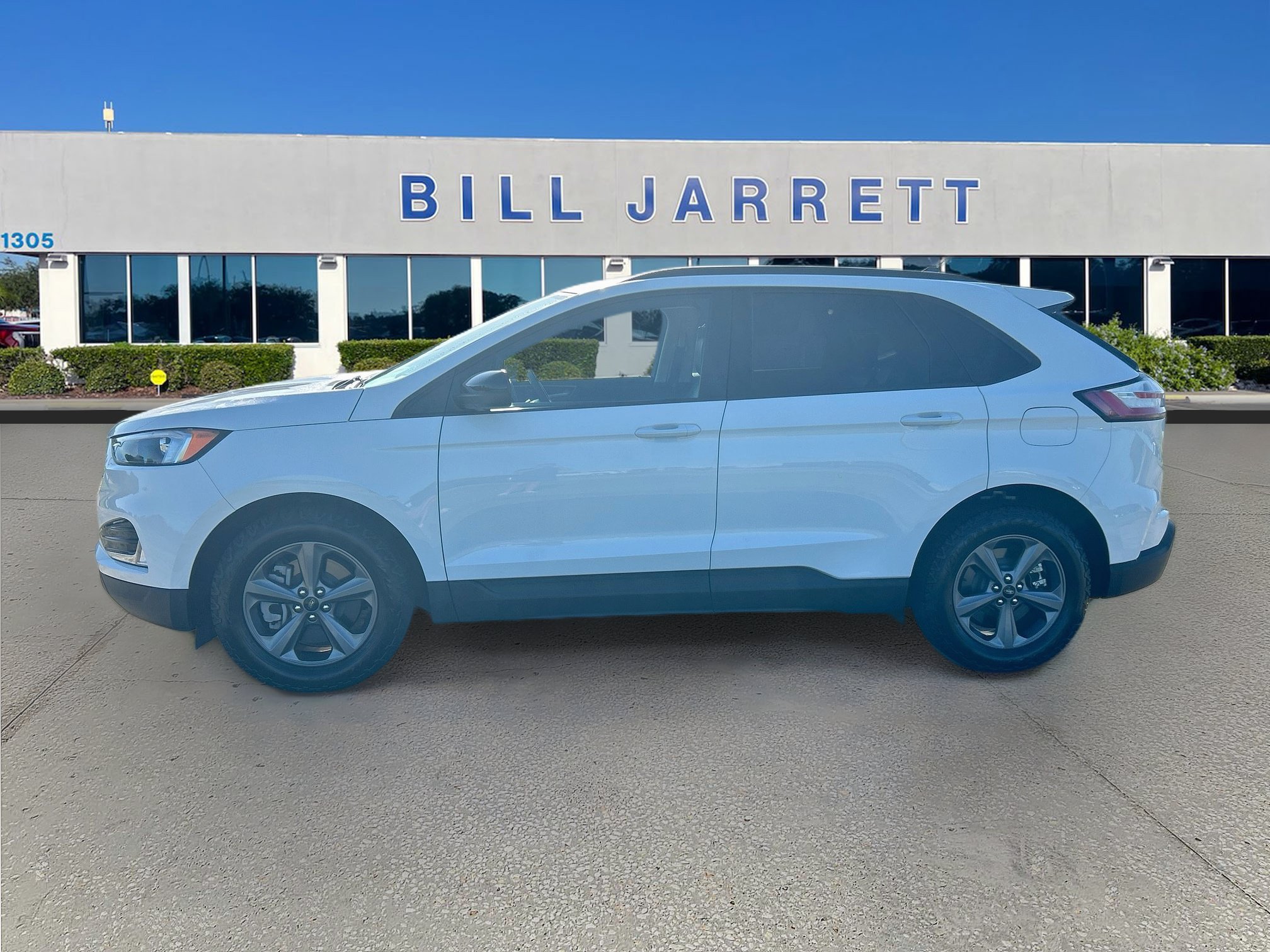 Certified 2024 Ford Edge SEL w/ Sport Appearance Package AWD/4WD image 4