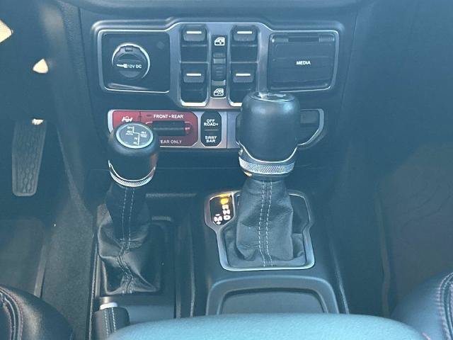 Used 2024 Jeep Wrangler Unlimited Rubicon AWD/4WD image 15