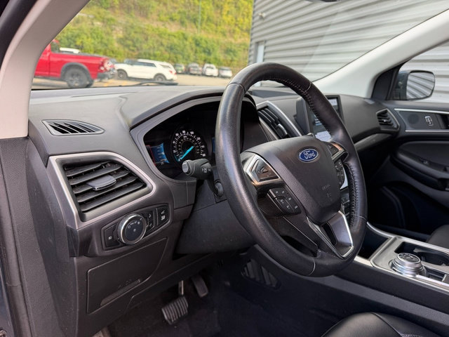 Certified 2024 Ford Edge SEL w/ Convenience Package AWD/4WD image 15