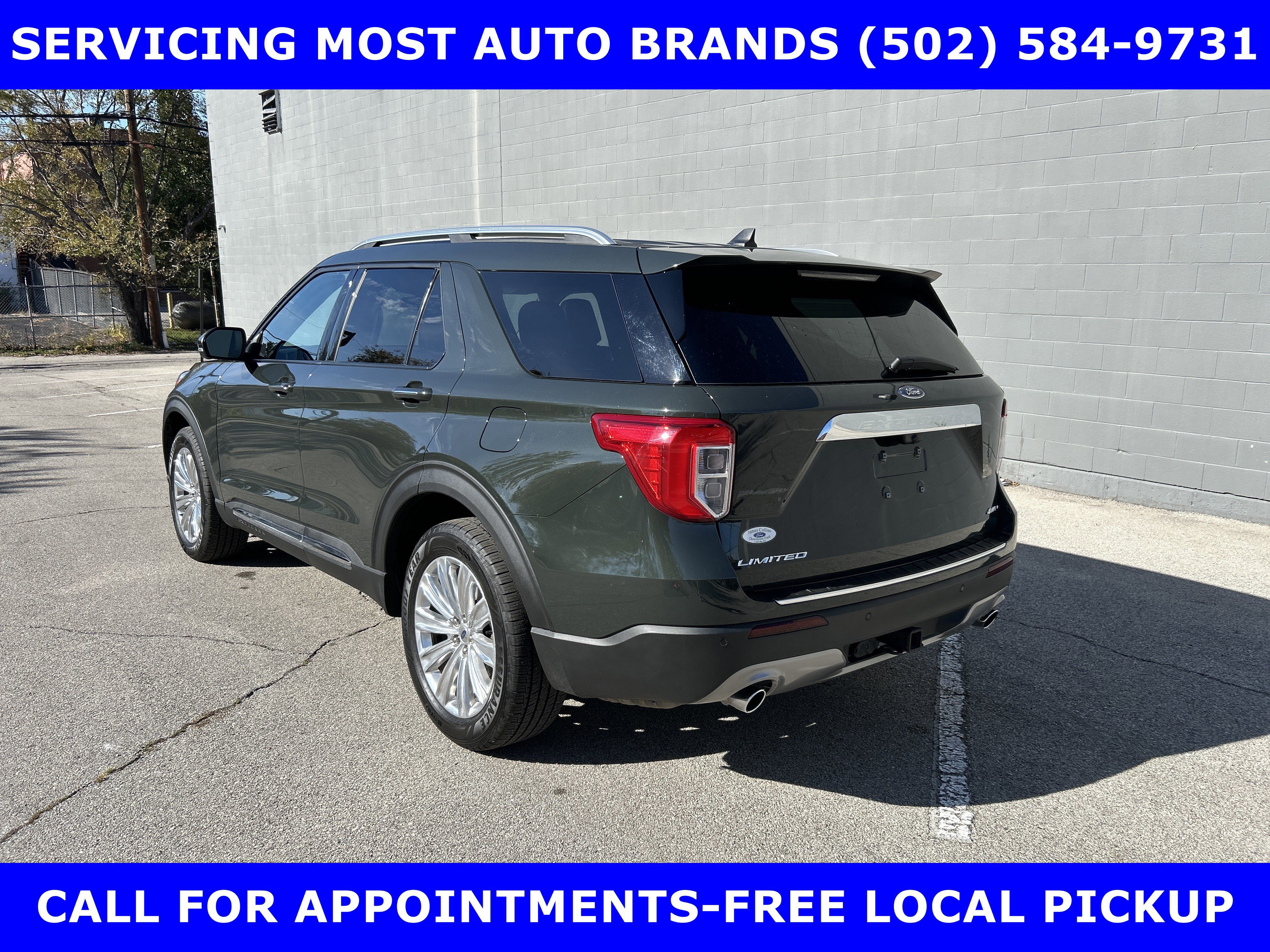 Certified 2022 Ford Explorer Limited w/ Equipment Group 301A image 3