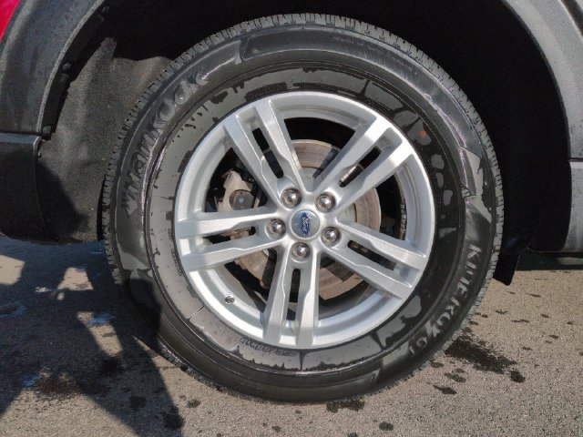 Certified 2023 Ford Explorer XLT w/ Equipment Group 202A AWD/4WD image 12
