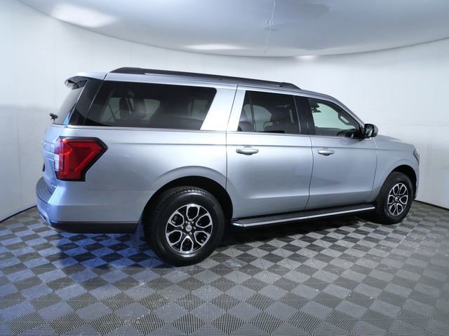 Certified 2023 Ford Expedition Max XLT image 4