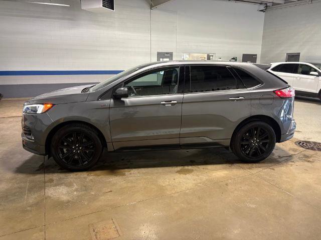 Certified 2024 Ford Edge ST-Line w/ Class II Trailer Tow Package AWD/4WD image 2