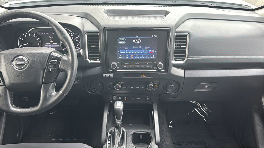 Used 2023 Nissan Frontier SV w/ SV Convenience Package image 9