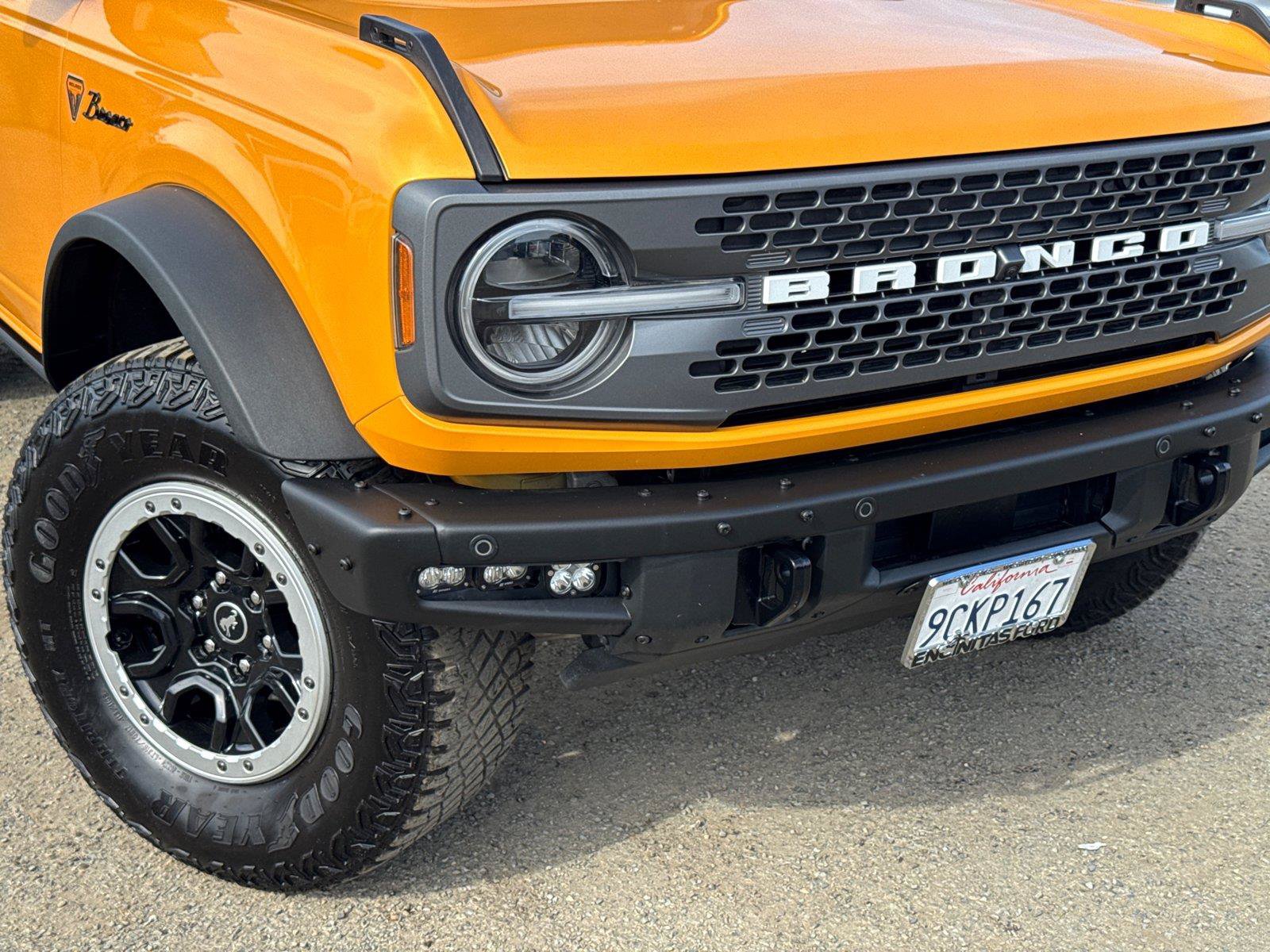 Certified 2022 Ford Bronco Badlands AWD/4WD image 3