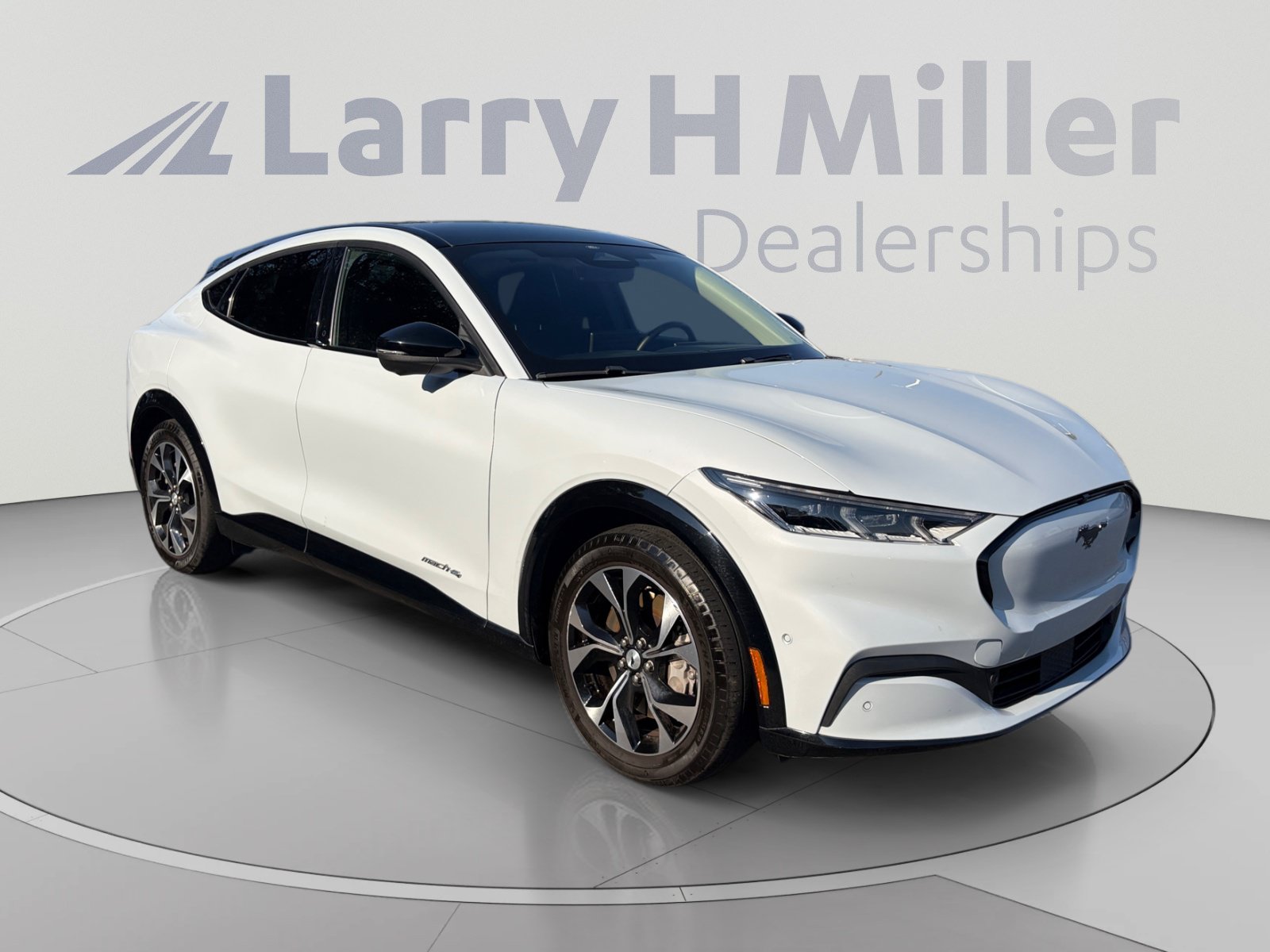 Certified 2023 Ford Mustang Mach-E Premium AWD/4WD image 7