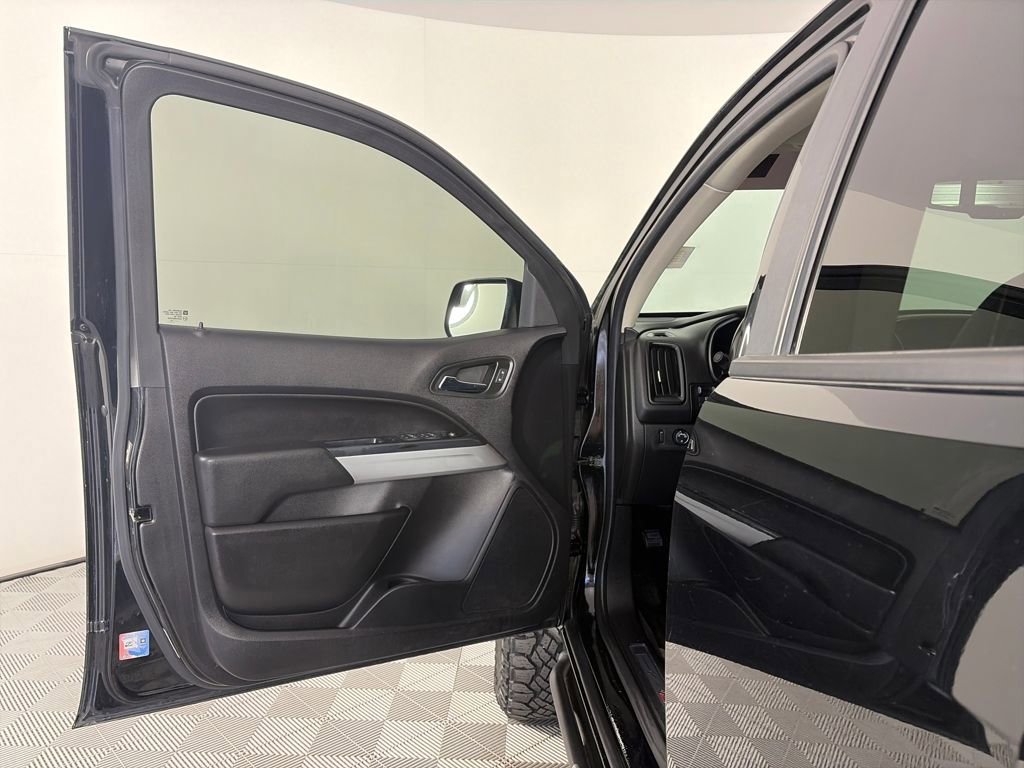 Used 2018 Chevrolet Colorado ZR2 image 10