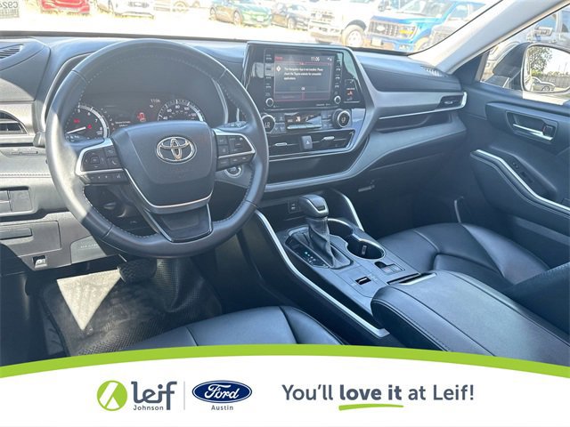 Used 2022 Toyota Highlander XLE image 36