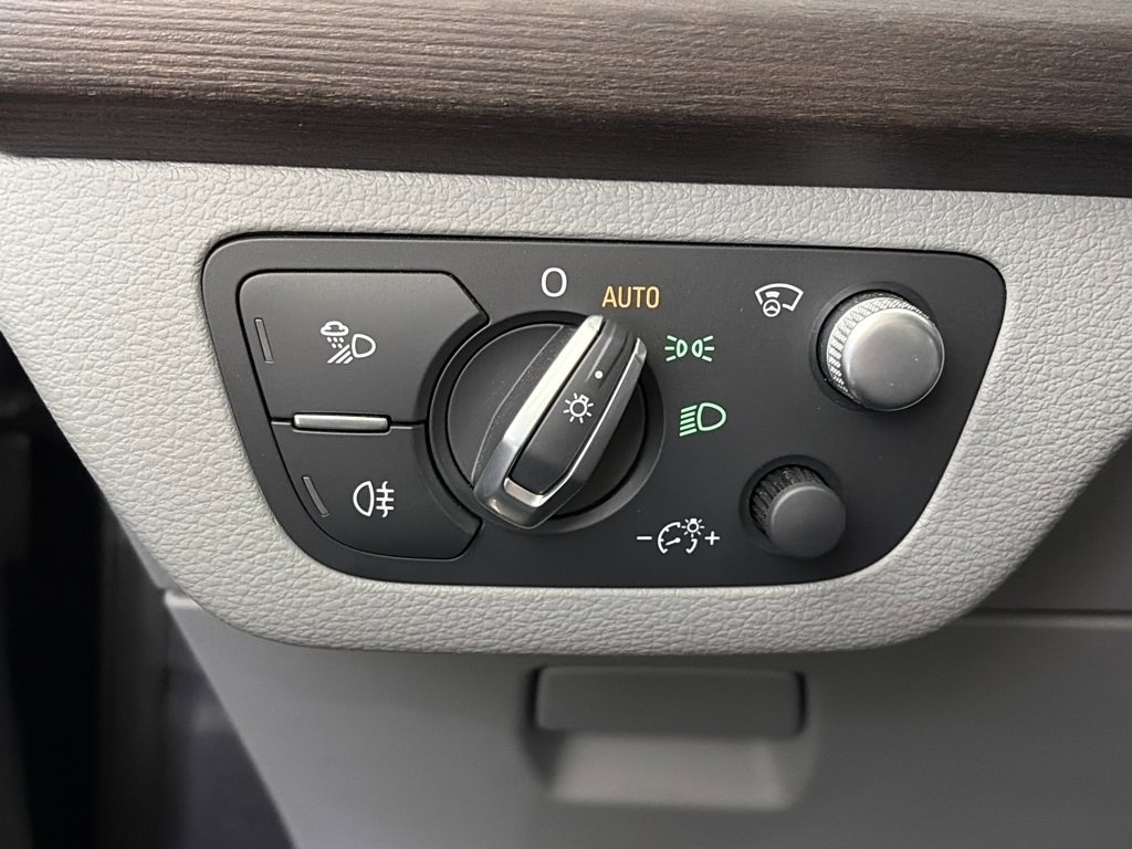 Used 2022 Audi Q5 2.0T Prestige image 24