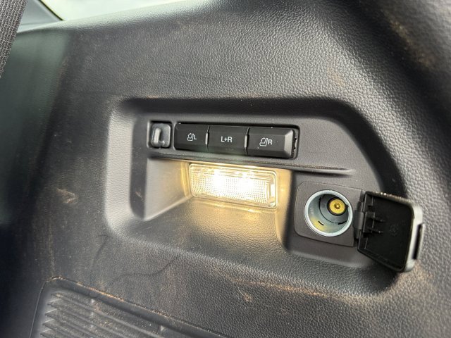 Certified 2025 Ford Explorer ST-Line w/ Premium Package image 22