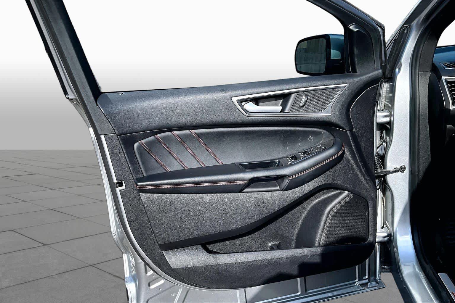 Certified 2020 Ford Edge ST-Line FWD image 22
