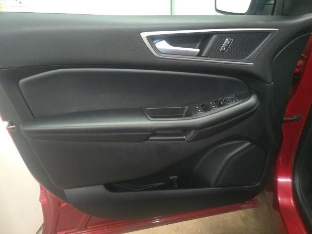 Certified 2024 Ford Edge SEL w/ Convenience Package AWD/4WD image 17