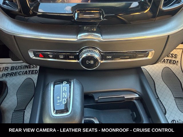 Used 2020 Volvo XC60 T5 Momentum AWD/4WD image 22