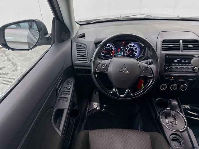 Used 2017 Mitsubishi Outlander Sport ES FWD image 19