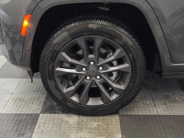 Used 2026 Jeep Grand Cherokee Limited AWD/4WD image 15
