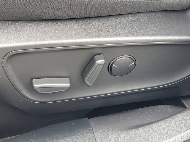 Certified 2023 Ford Escape Active AWD/4WD image 13
