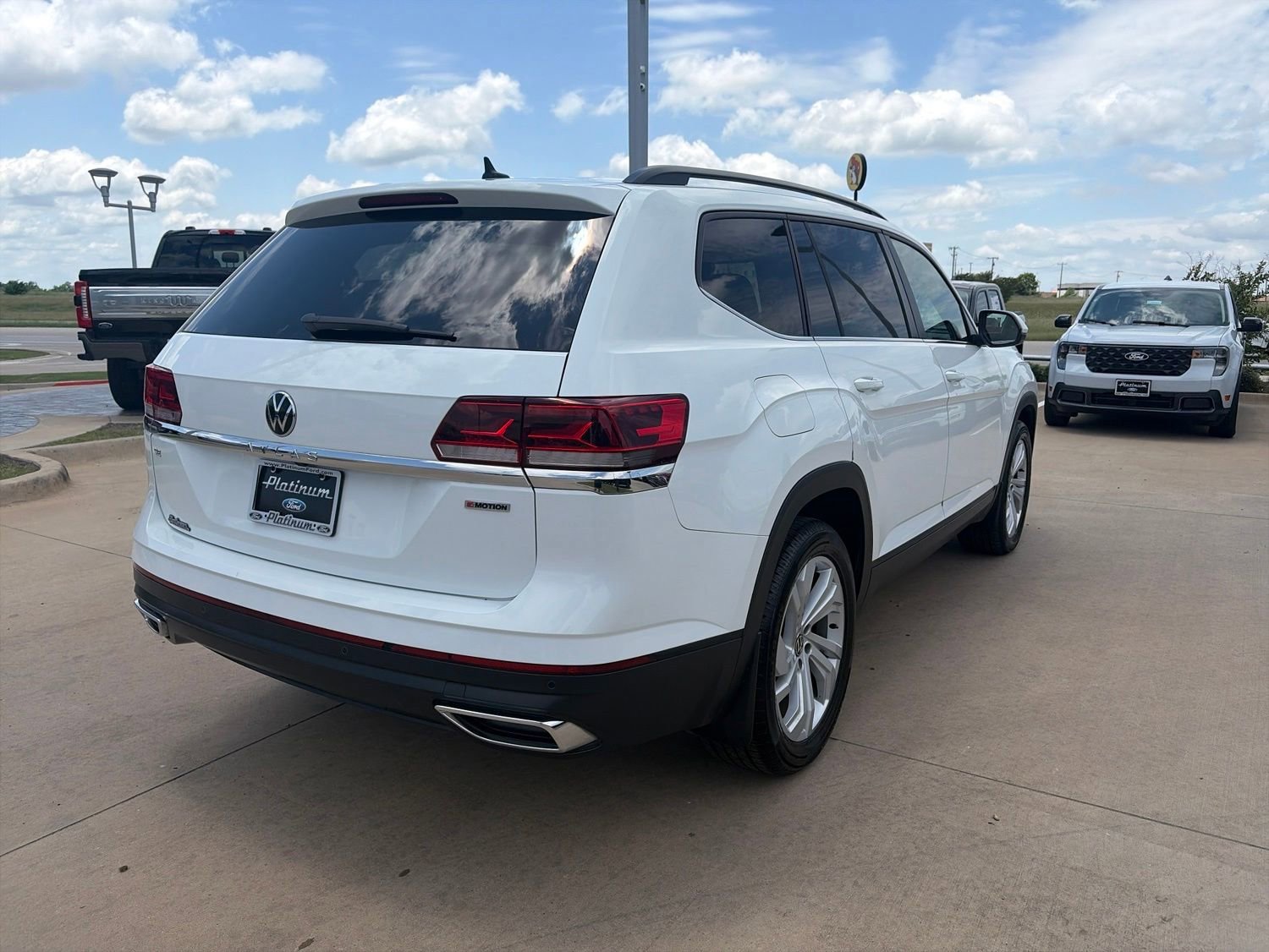 Used 2022 Volkswagen Atlas SE AWD/4WD image 5