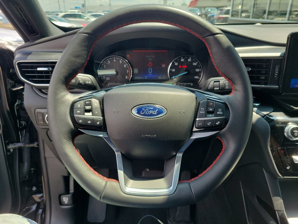 Certified 2024 Ford Explorer ST-Line w/ Class IV Trailer Tow Package AWD/4WD image 23