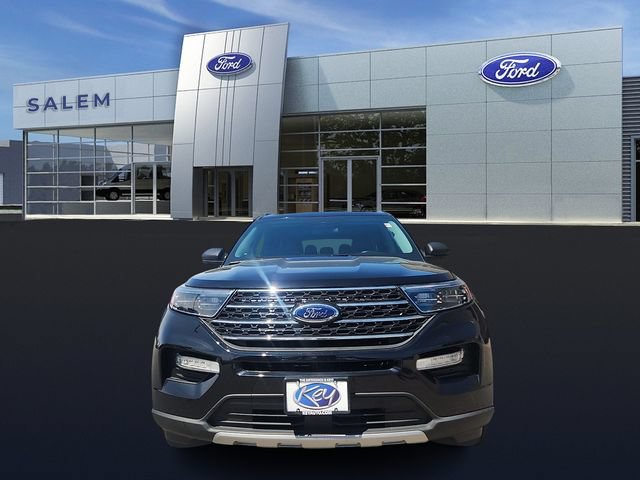 Certified 2022 Ford Explorer XLT w/ Equipment Group 202A AWD/4WD image 7
