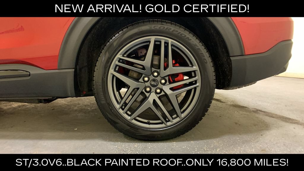 Certified 2025 Ford Explorer ST w/ Sun And Sound Package AWD/4WD image 24