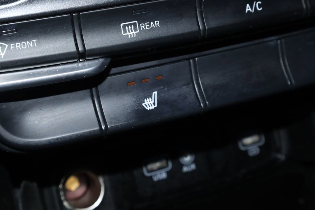 Used 2020 Hyundai Santa Fe SEL FWD image 32
