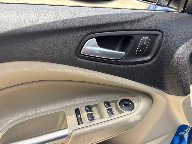 Certified 2019 Ford Escape SEL FWD image 16