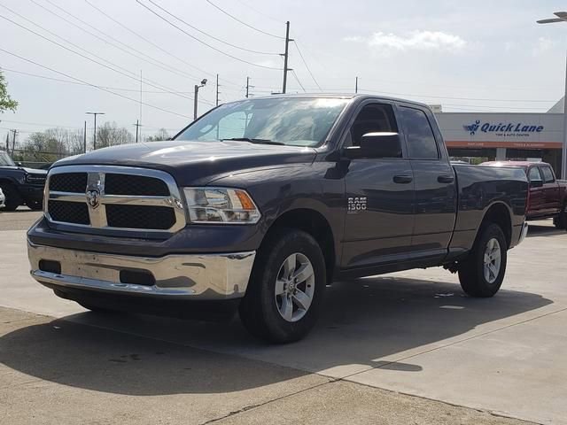 Used 2024 RAM 1500 Classic SLT AWD/4WD image 9