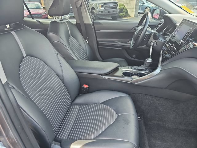 Used 2023 Toyota Camry SE FWD image 10
