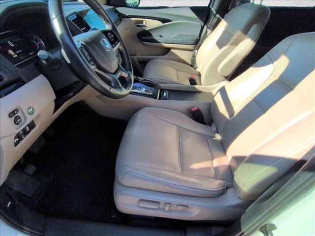 Used 2020 Honda Pilot Touring image 16