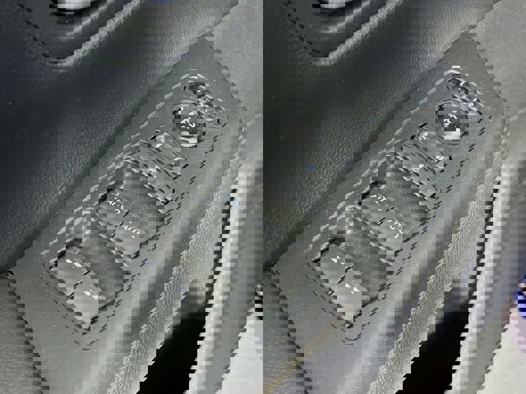 Used 2023 Honda CR-V Sport image 28