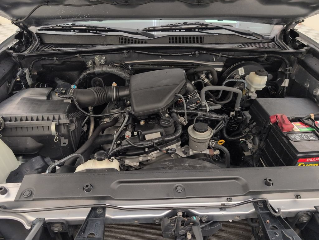 Used 2019 Toyota Tacoma SR w/ SR Convenience Package RWD image 37