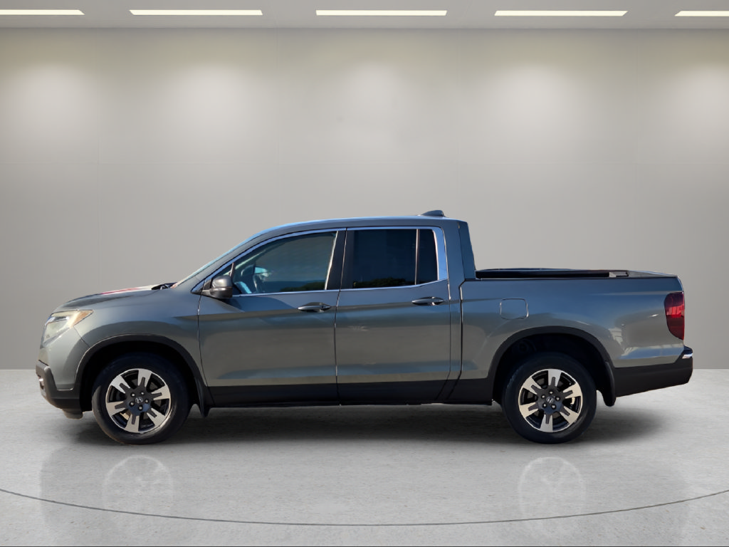 Used 2017 Honda Ridgeline RTL-T image 4