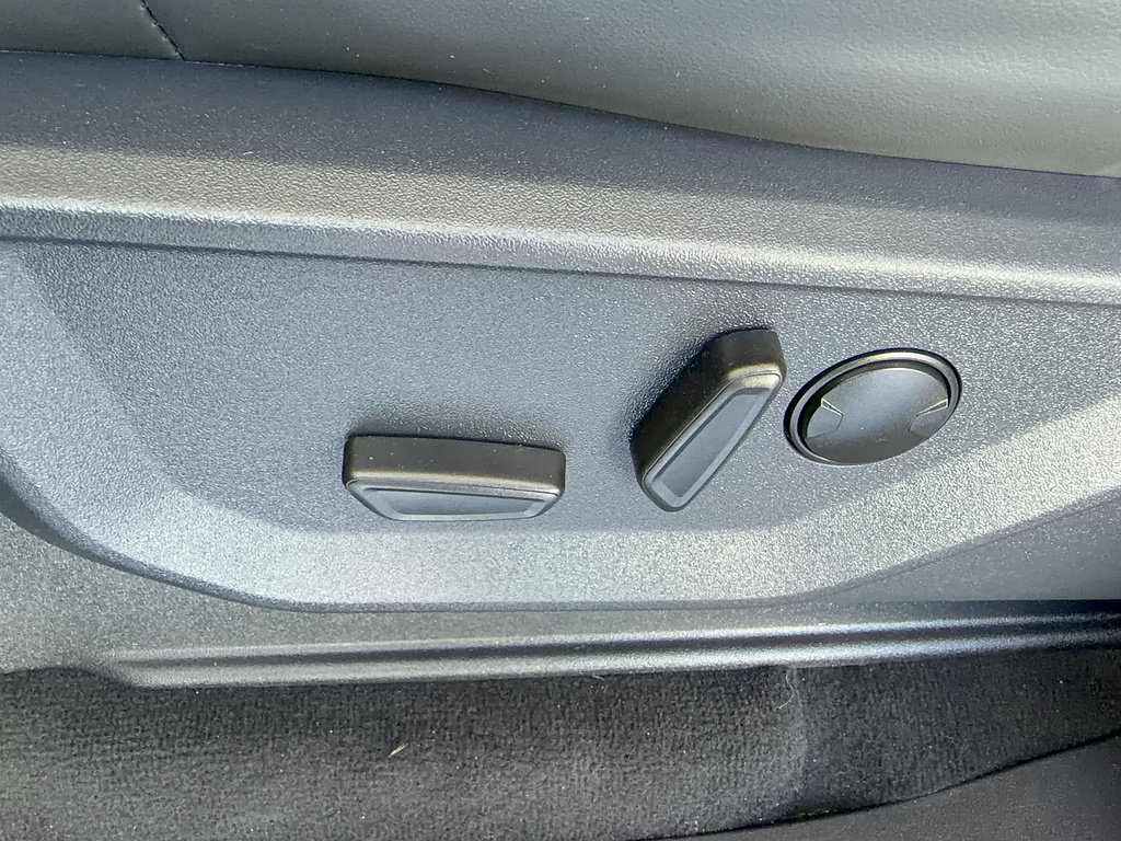 Certified 2025 Ford Expedition Active RWD image 38